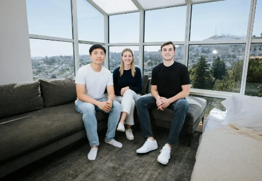 速递｜种子轮融资500万美元，Paradigm配备超5000个AI智能体表格