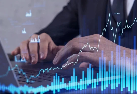 用AI炒股的年轻人，赚到钱了吗？